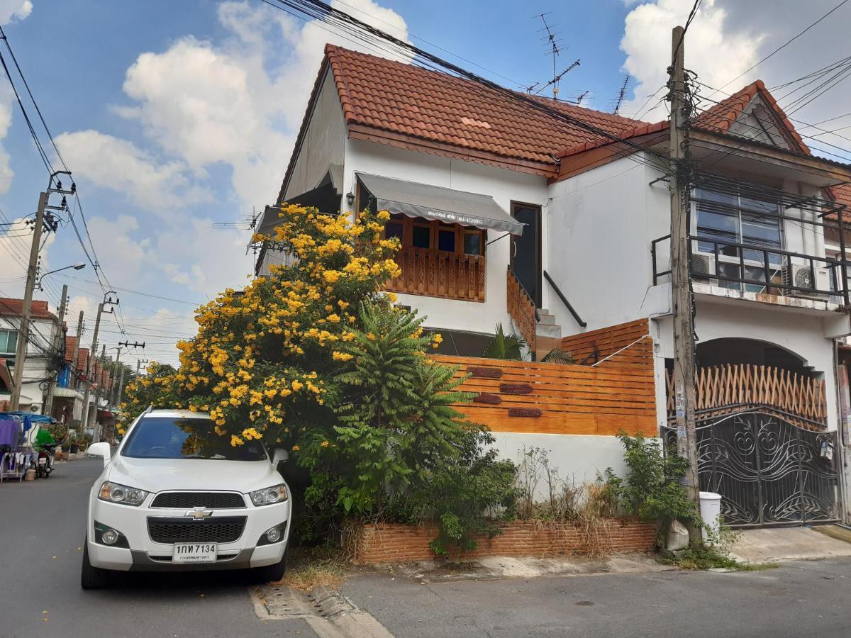 A & P House Apartment Bangkok Exterior foto